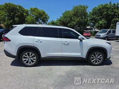 2024 Toyota Grand Highlander Limited - zdjęcie 4 z 23 - miniatura