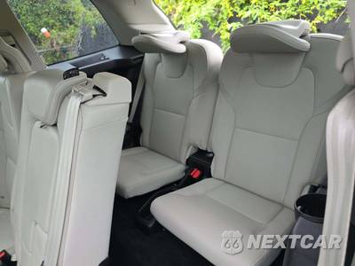 2019 Volvo XC90 T6 Momentum - zdjęcie 14 z 25 - miniatura