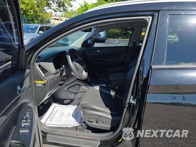 2017 Hyundai Tucson SE Plus - zdjęcie 6 z 31 - miniatura
