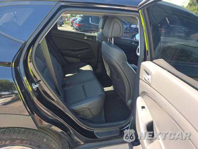 2017 Hyundai Tucson SE Plus - zdjęcie 16 z 31 - miniatura