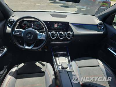 2021 Mercedes-Benz AMG GLA 35 4MATIC - zdjęcie 10 z 26 - miniatura