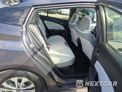 2020 Toyota Prius Prime XLE - zdjęcie 16 z 25 - miniatura