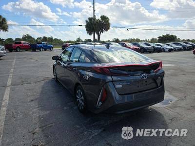 2020 Toyota Prius Prime XLE - zdjęcie 2 z 25 - miniatura