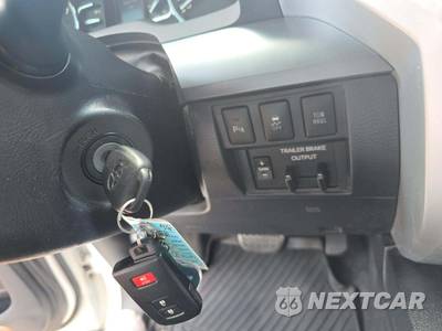 2019 Toyota Tundra TRD Pro Crew Cab Short Bed - zdjęcie 5 z 22 - miniatura