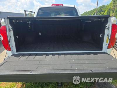 2019 Toyota Tundra TRD Pro Crew Cab Short Bed - zdjęcie 11 z 22 - miniatura