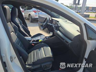 2024 Volkswagen Golf R - zdjęcie 15 z 17 - miniatura