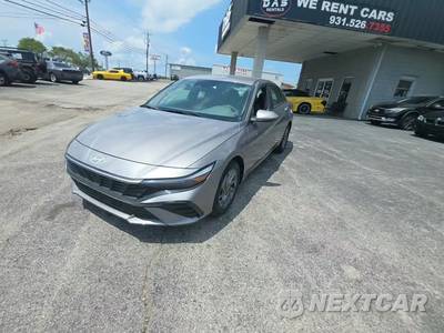 2024 Hyundai Elantra SEL - zdjęcie 1 z 34 - miniatura
