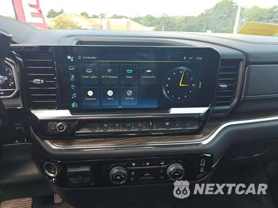 2024 Chevrolet Silverado 1500 LT Crew Cab Medium Bed - zdjęcie 10 z 25 - miniatura