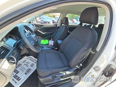 2012 Volkswagen Passat 2.5L S w/Appearance - zdjęcie 6 z 30 - miniatura