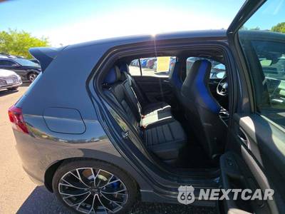 2026 Volkswagen Golf R - zdjęcie 16 z 20 - miniatura