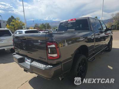 2024 Ram 2500 Laramie Extended Crew Cab Medium Bed - zdjęcie 3 z 22 - miniatura