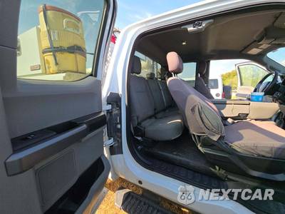 2018 Ford Super Duty F-450 Cab Chassis XLT Extended Cab w/Rear Doors DRW - zdjęcie 15 z 21 - miniatura