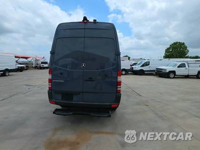 2018 Mercedes-Benz Sprinter 2500 Cargo Van Standard Roof 144.3" WB - zdjęcie 4 z 37 - miniatura