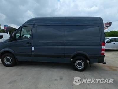 2018 Mercedes-Benz Sprinter 2500 Cargo Van Standard Roof 144.3" WB - zdjęcie 3 z 37 - miniatura