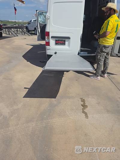 2020 Nissan NV2500 HD Cargo SV High Roof 146.1" WB - zdjęcie 32 z 32 - miniatura