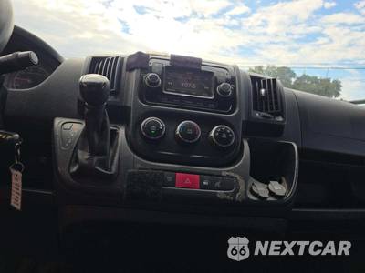 2019 Ram ProMaster 3500 Cargo Van High Roof 159.0" WB - zdjęcie 10 z 20 - miniatura
