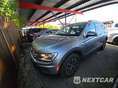 2020 Volkswagen Tiguan SE - zdjęcie 1 z 31 - miniatura