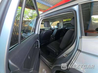 2020 Volkswagen Tiguan SE - zdjęcie 13 z 31 - miniatura