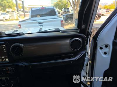 2020 Jeep Wrangler Unlimited Sport S - zdjęcie 19 z 27 - miniatura