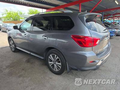 2019 Nissan Pathfinder S - zdjęcie 2 z 30 - miniatura