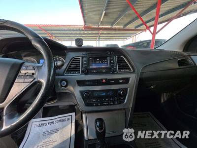 2015 Hyundai Sonata Sport - zdjęcie 10 z 21 - miniatura