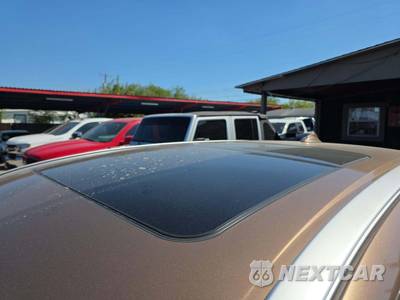 2011 Volvo XC60 T6 w/Moonroof - zdjęcie 12 z 21 - miniatura