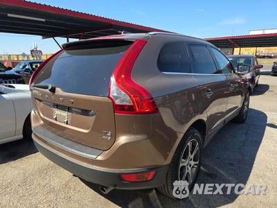 2011 Volvo XC60 T6 w/Moonroof - zdjęcie 3 z 21 - miniatura