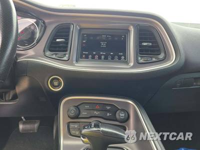 2022 Dodge Challenger GT - zdjęcie 10 z 28 - miniatura