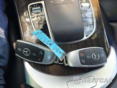 2020 Mercedes-Benz GLC 300 4MATIC - zdjęcie 8 z 23 - miniatura