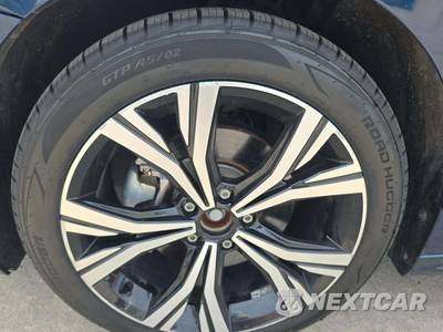 2021 Volkswagen Passat 2.0T SE - zdjęcie 20 z 31 - miniatura