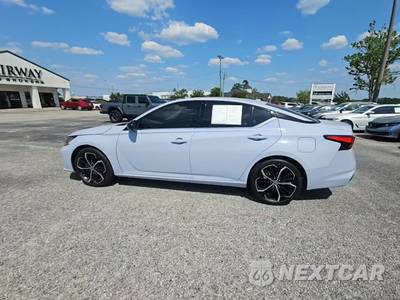 2024 Nissan Altima SR - zdjęcie 3 z 32 - miniatura