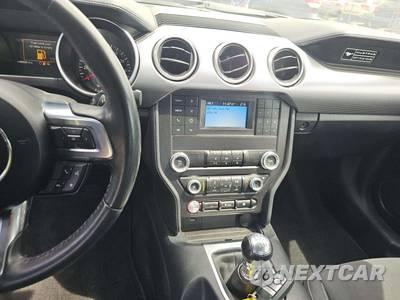 2020 Ford Mustang GT Coupe - zdjęcie 7 z 17 - miniatura