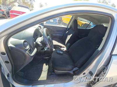 2015 Nissan Versa S Plus - zdjęcie 3 z 21 - miniatura