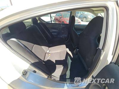2015 Nissan Versa S Plus - zdjęcie 13 z 21 - miniatura