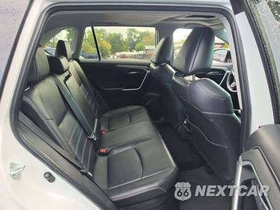 2019 Toyota RAV4 Hybrid Limited - zdjęcie 16 z 21 - miniatura