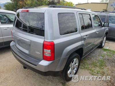 2015 Jeep Patriot Latitude - zdjęcie 3 z 27 - miniatura