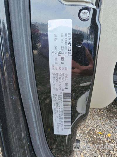 2015 Chrysler Town & Country Touring 121.2" WB - zdjęcie 5 z 28 - miniatura