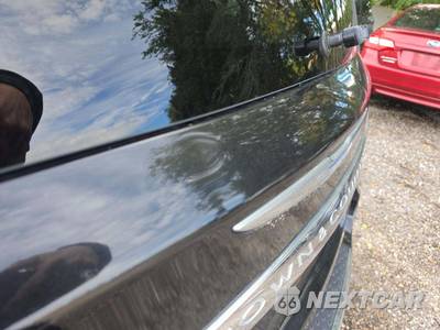 2015 Chrysler Town & Country Touring 121.2" WB - zdjęcie 24 z 28 - miniatura