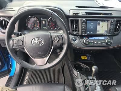 2016 Toyota RAV4 SE - zdjęcie 10 z 24 - miniatura