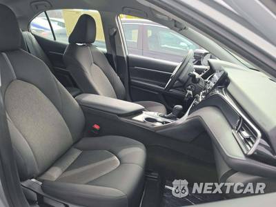 2023 Toyota Camry LE - zdjęcie 18 z 24 - miniatura