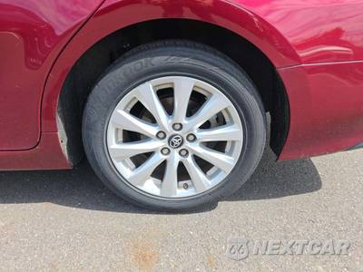 2018 Toyota Camry LE - zdjęcie 22 z 26 - miniatura