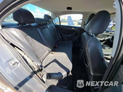 2012 Volkswagen Jetta SE Sedan w/Convenience - zdjęcie 16 z 34 - miniatura