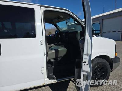 2014 GMC Savana 1500 Passenger Van LS 1LS 135.0" WB - zdjęcie 19 z 28 - miniatura