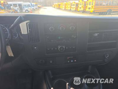 2014 GMC Savana 1500 Passenger Van LS 1LS 135.0" WB - zdjęcie 10 z 26 - miniatura