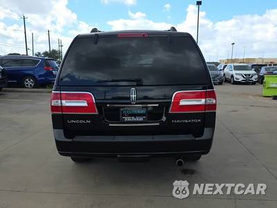 2008 Lincoln Navigator L - zdjęcie 4 z 30 - miniatura