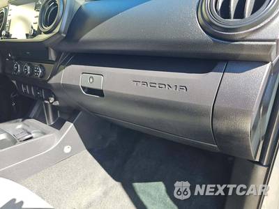 2022 Toyota Tacoma SR Extended Cab Long Bed w/Rear Doors - zdjęcie 18 z 25 - miniatura
