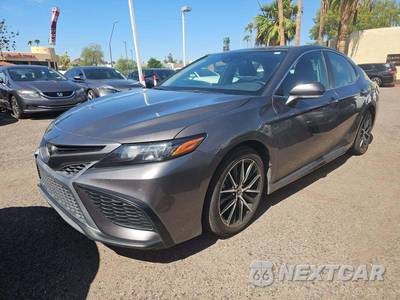 2022 Toyota Camry SE