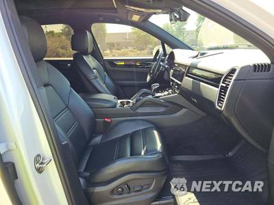 2023 Porsche Cayenne - zdjęcie 18 z 20 - miniatura