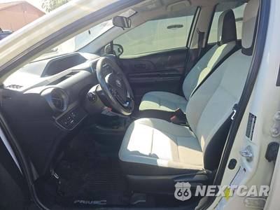 2018 Toyota Prius c One - zdjęcie 6 z 28 - miniatura