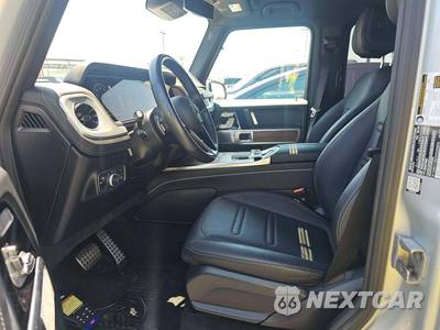 2025 Mercedes-Benz G 550 4MATIC - zdjęcie 6 z 22 - miniatura
